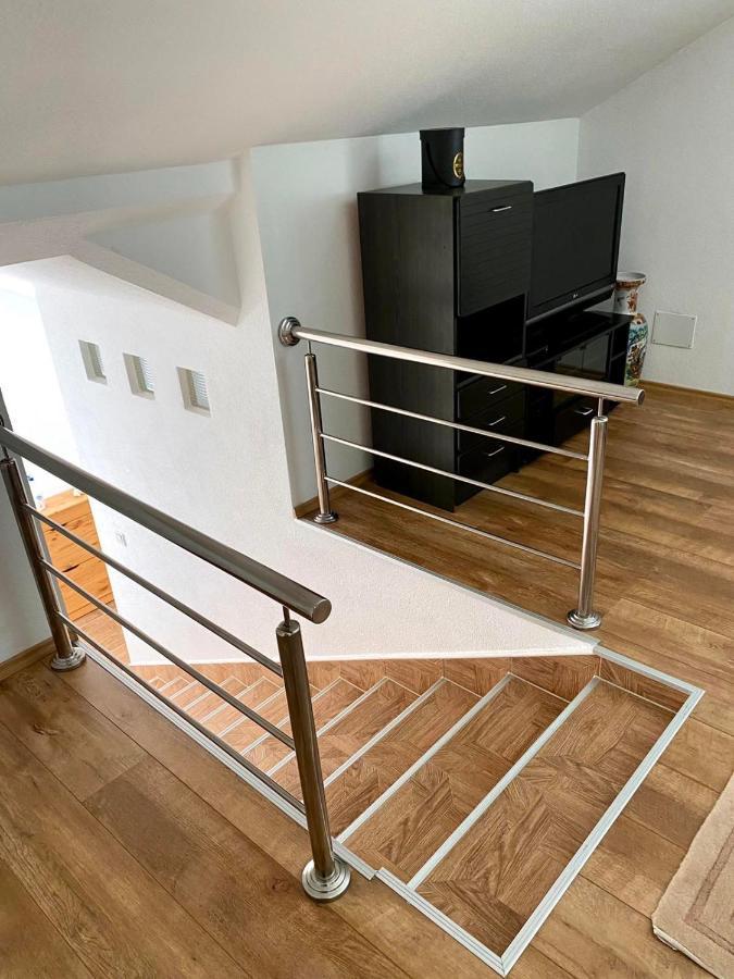 Big Apartment 3 Bedrooms Bihać Exterior foto